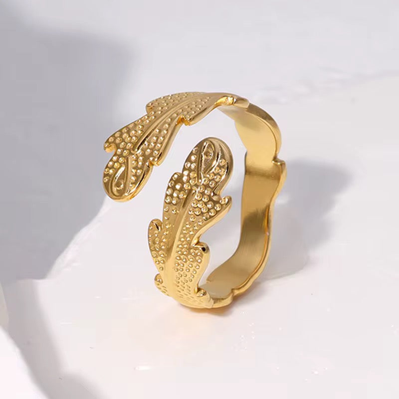 Adjustable Huggie Leaf Ring