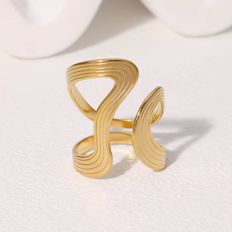 Adjustable Rebel Ring