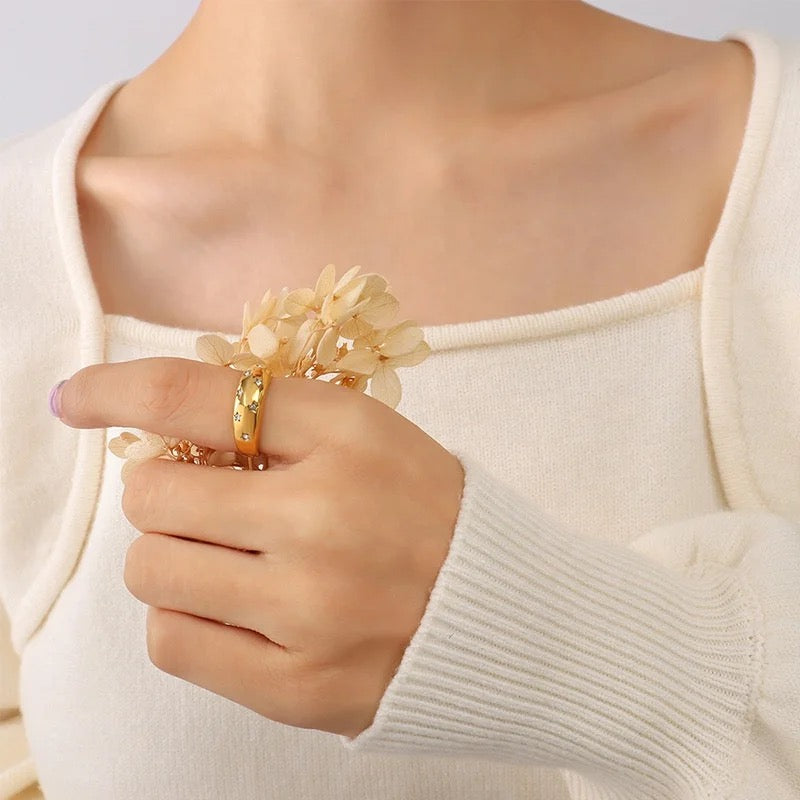 Mini Star Dome Ring