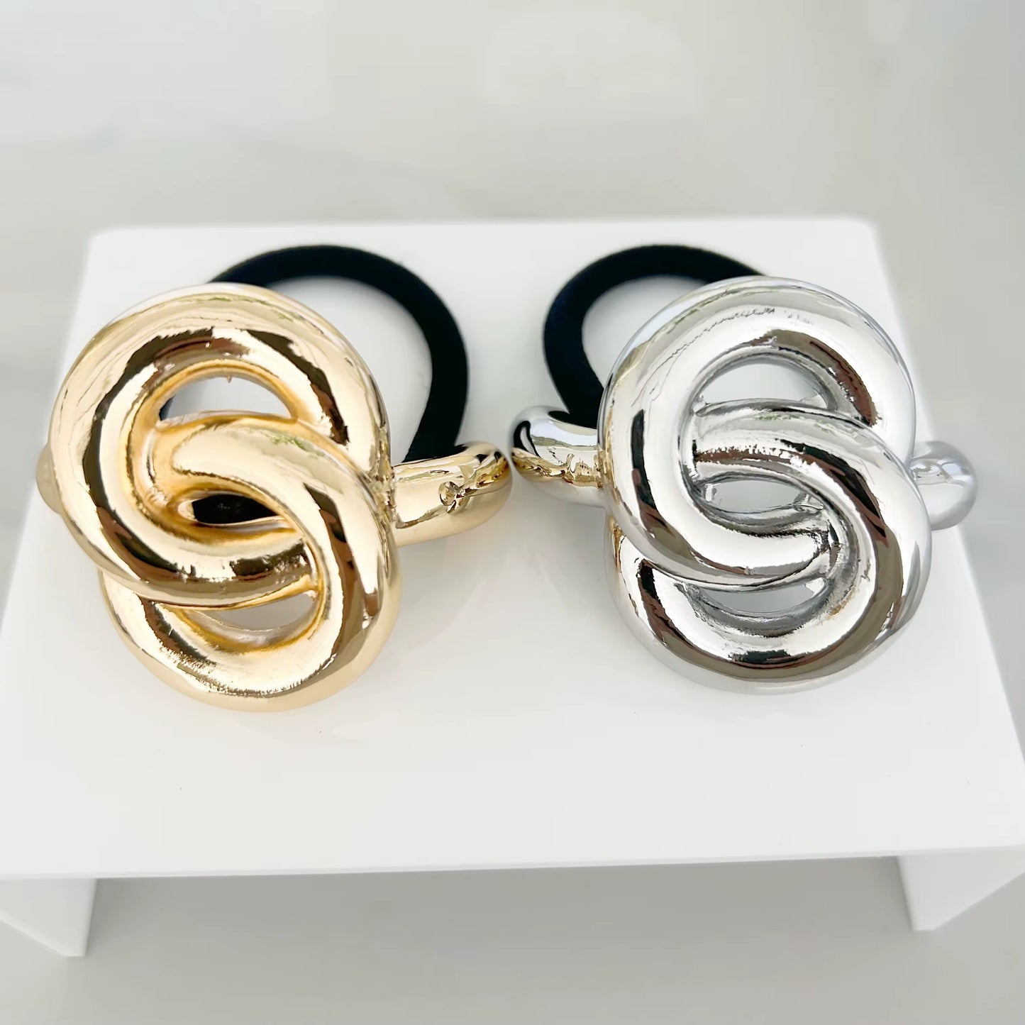 Knot Hair Band