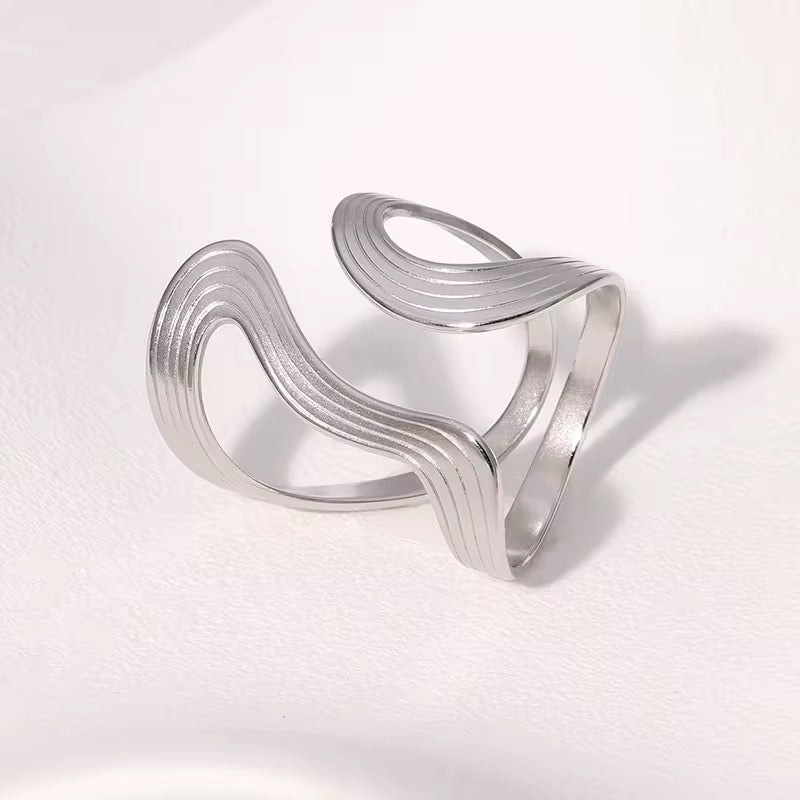 Adjustable Rebel Ring