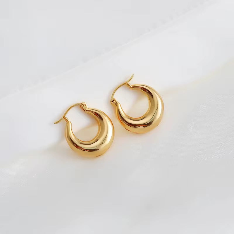 Full Moon Hoops