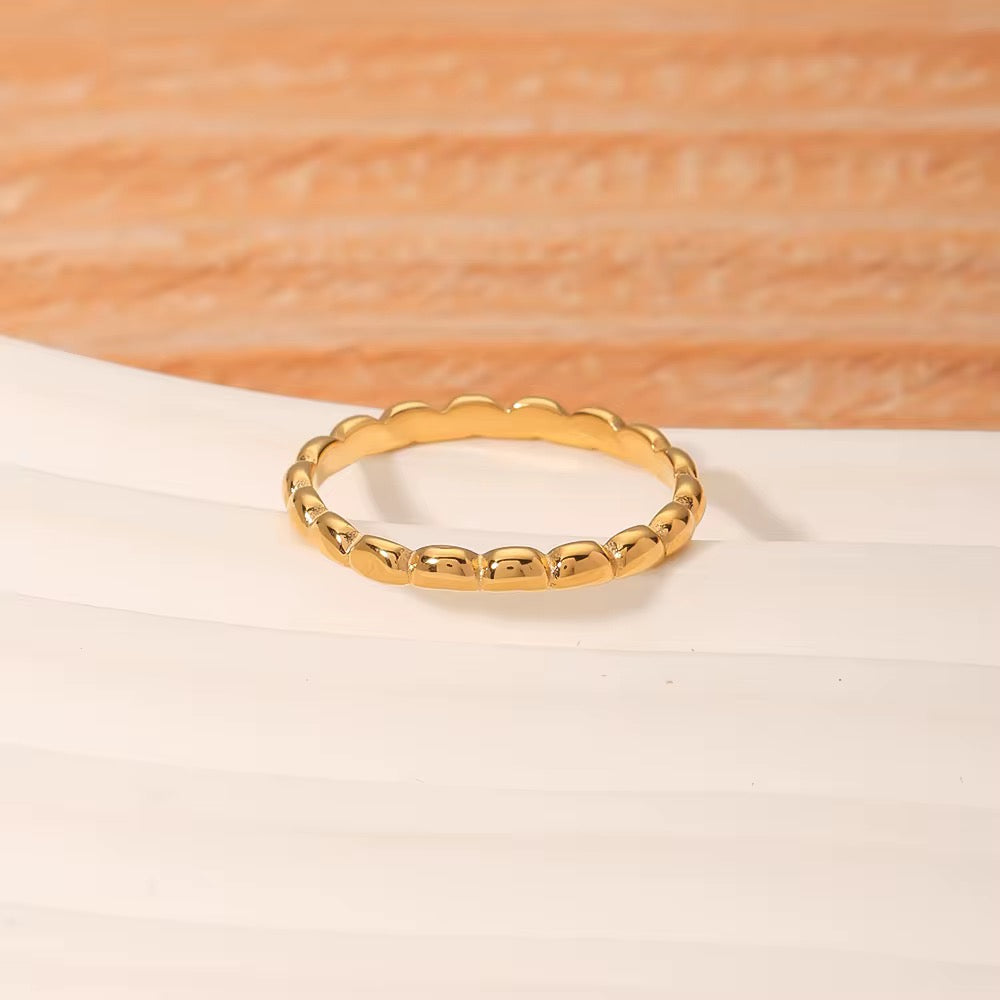 Single Beaded Ring
