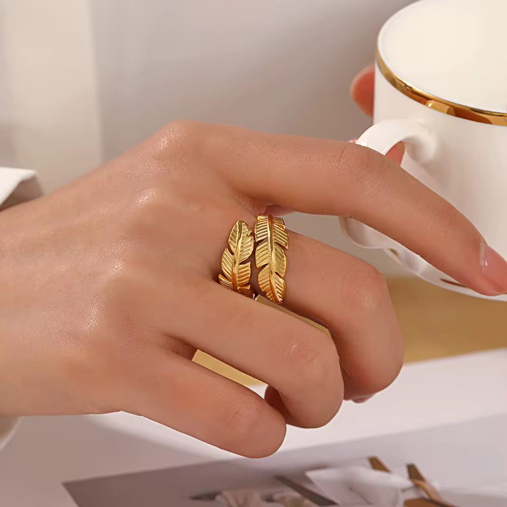Adjustable Double Huggie Leaf Ring