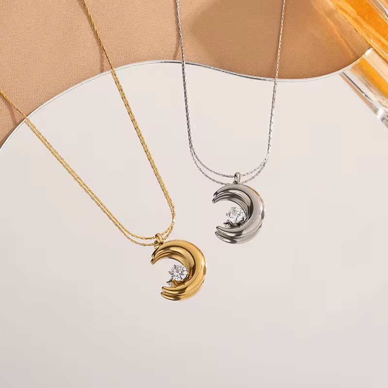 Zirconia Moon Pendant