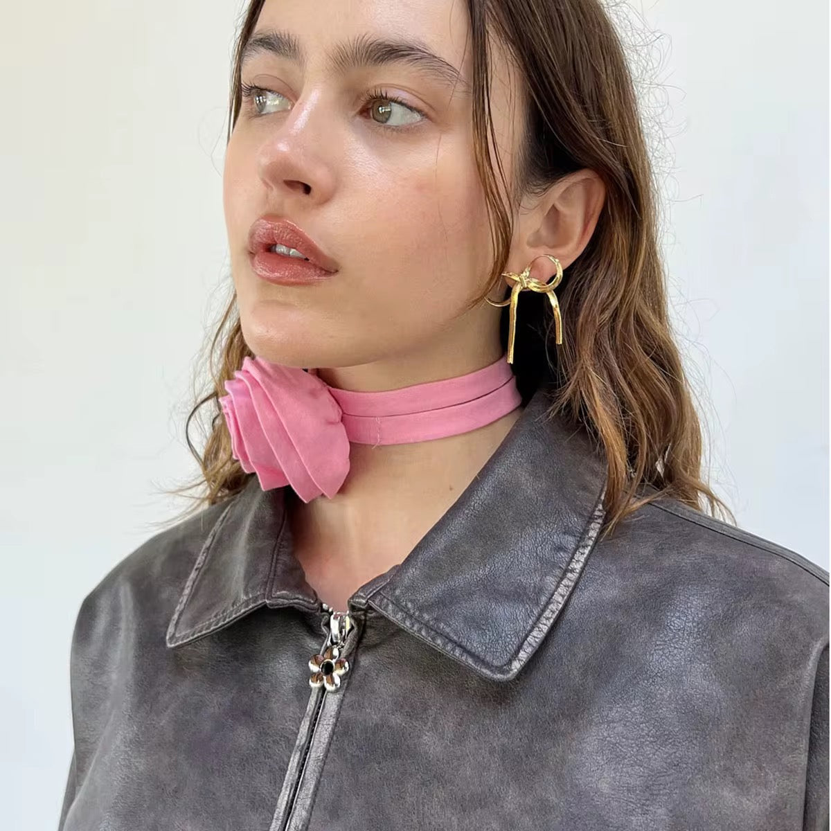 Minimal Long Bow Earrings