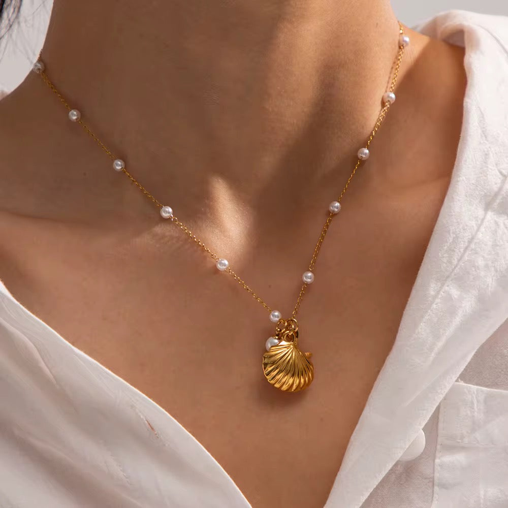 Cross Bling Zirconia Pendant Necklace