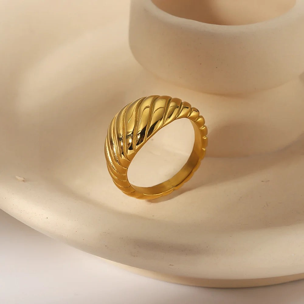 Twisted Dome Ring