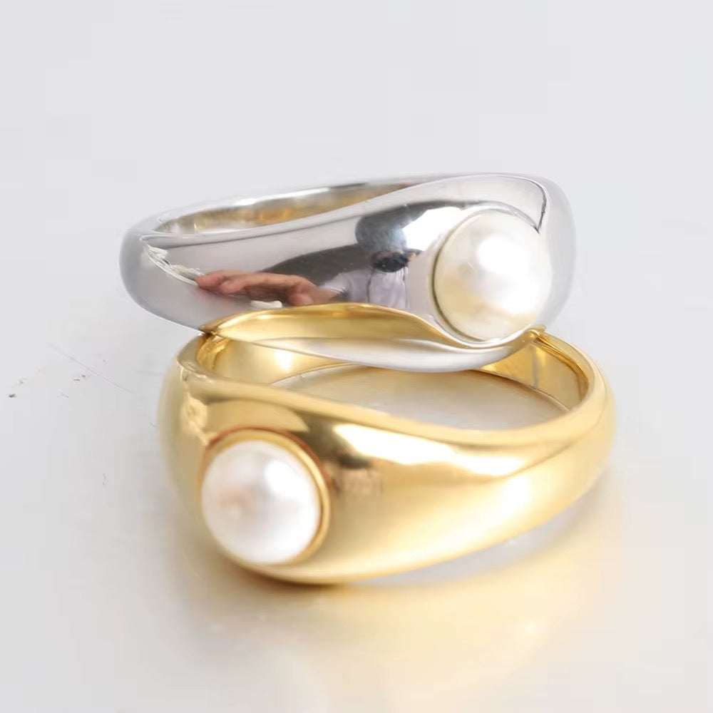 Pearly Pearl Ring