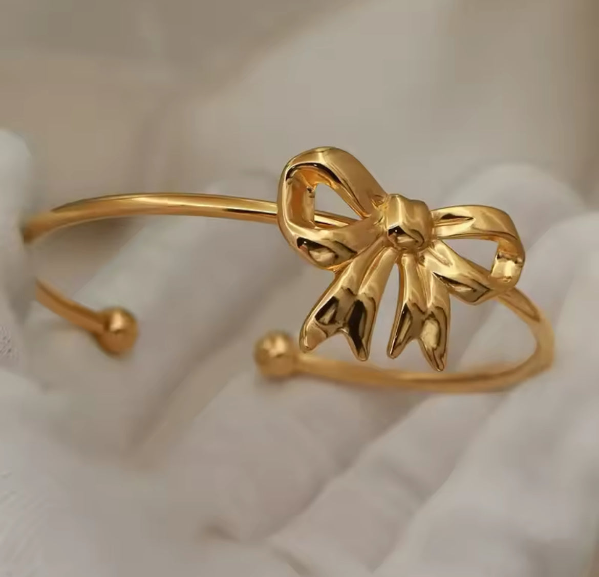 Statement Bow Knot Open Cuff
