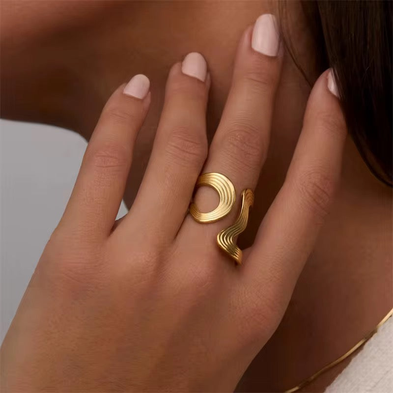 Adjustable Rebel Ring