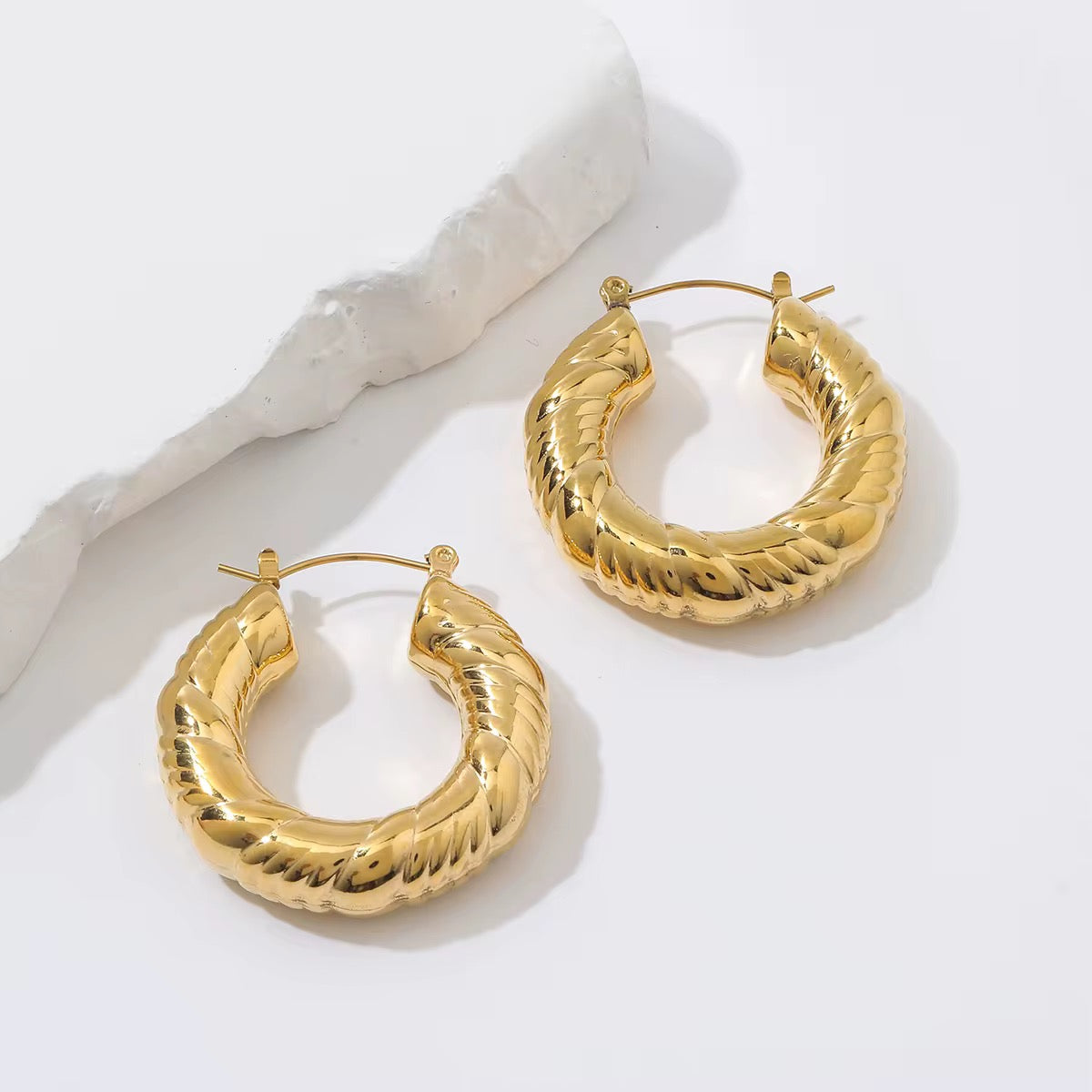 Soleil Hoops