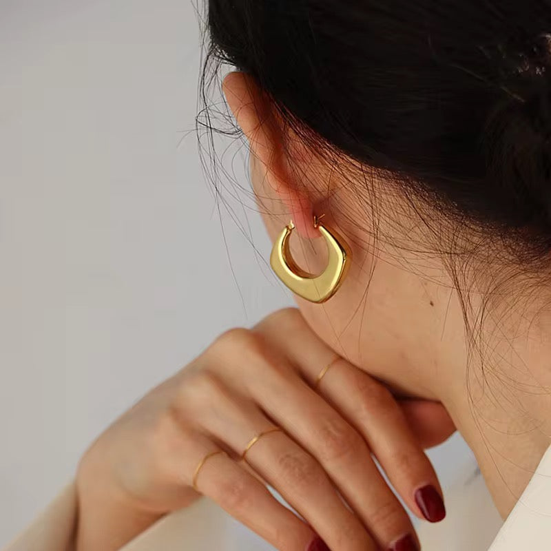 Sharp Hoops
