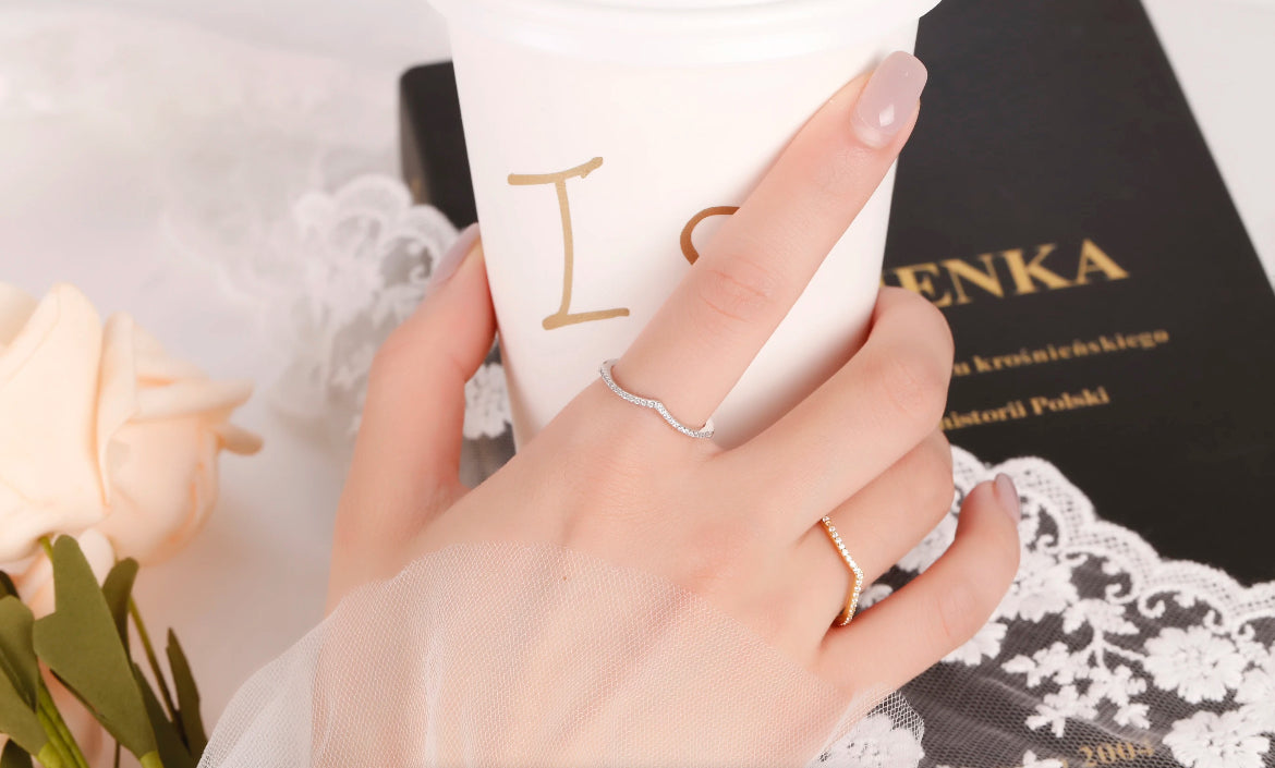 Single V Shape Ring