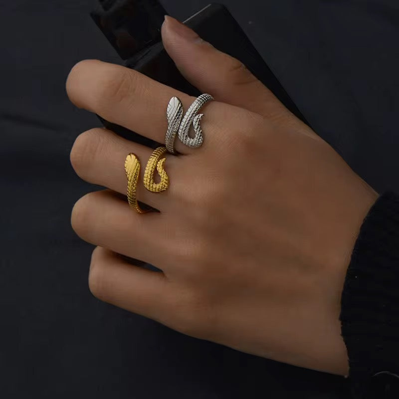 Adjustable Long Scaled Snake Ring