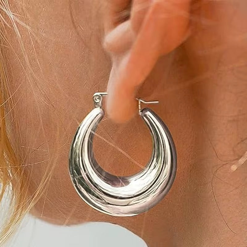 Circle Clip Hoops