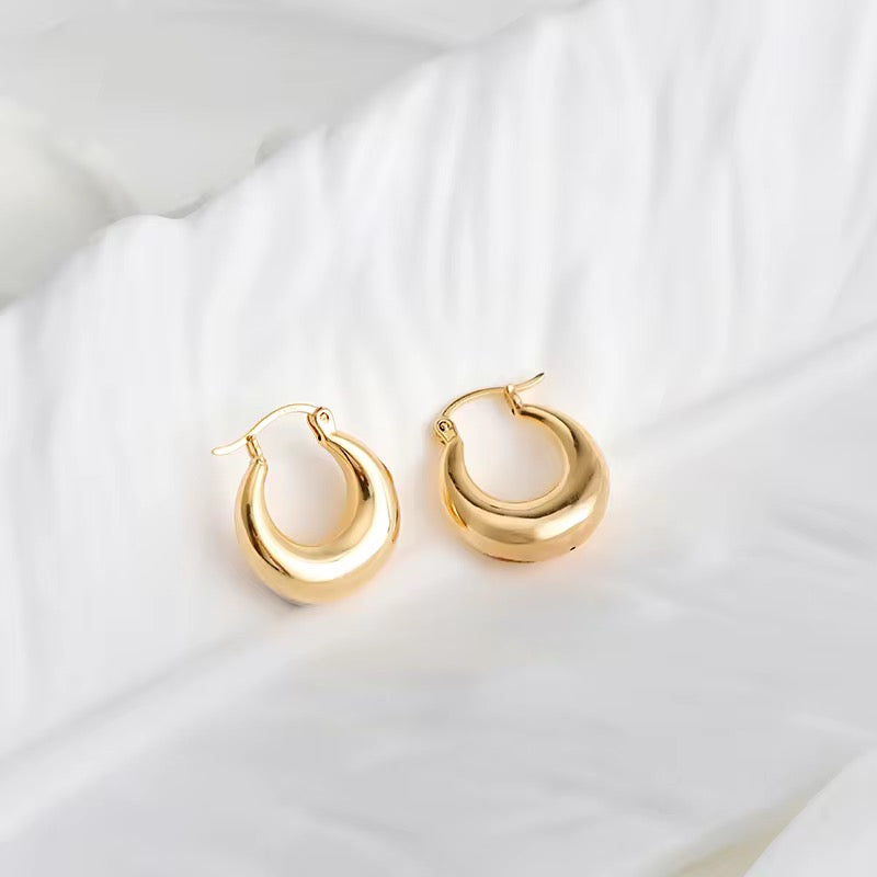 Full Moon Hoops