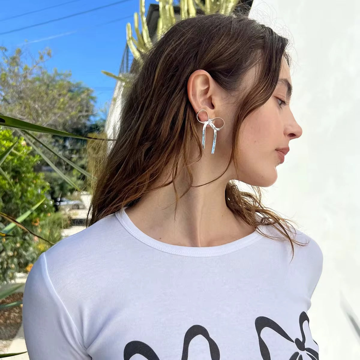 Minimal Long Bow Earrings