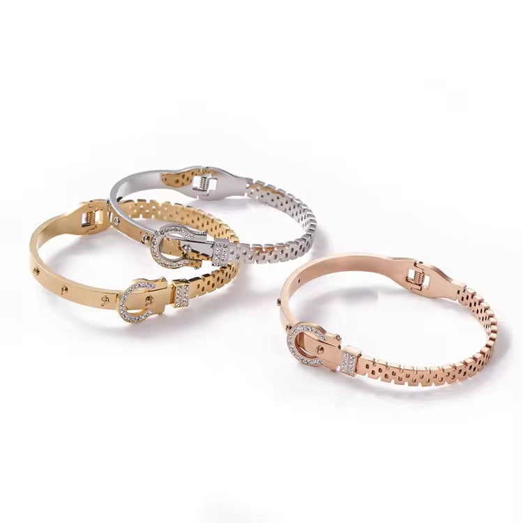 Belt Buckle Bangle