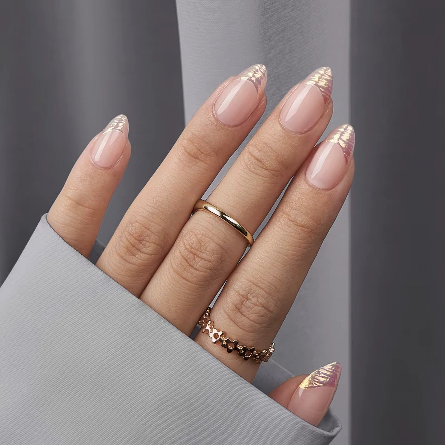 Simple Smooth Ring