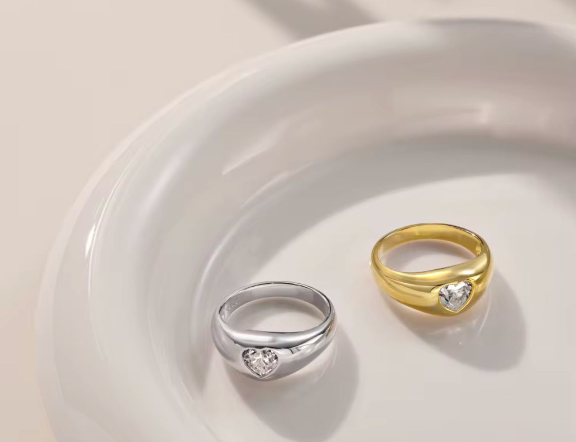 Dome Zircon Heart Ring