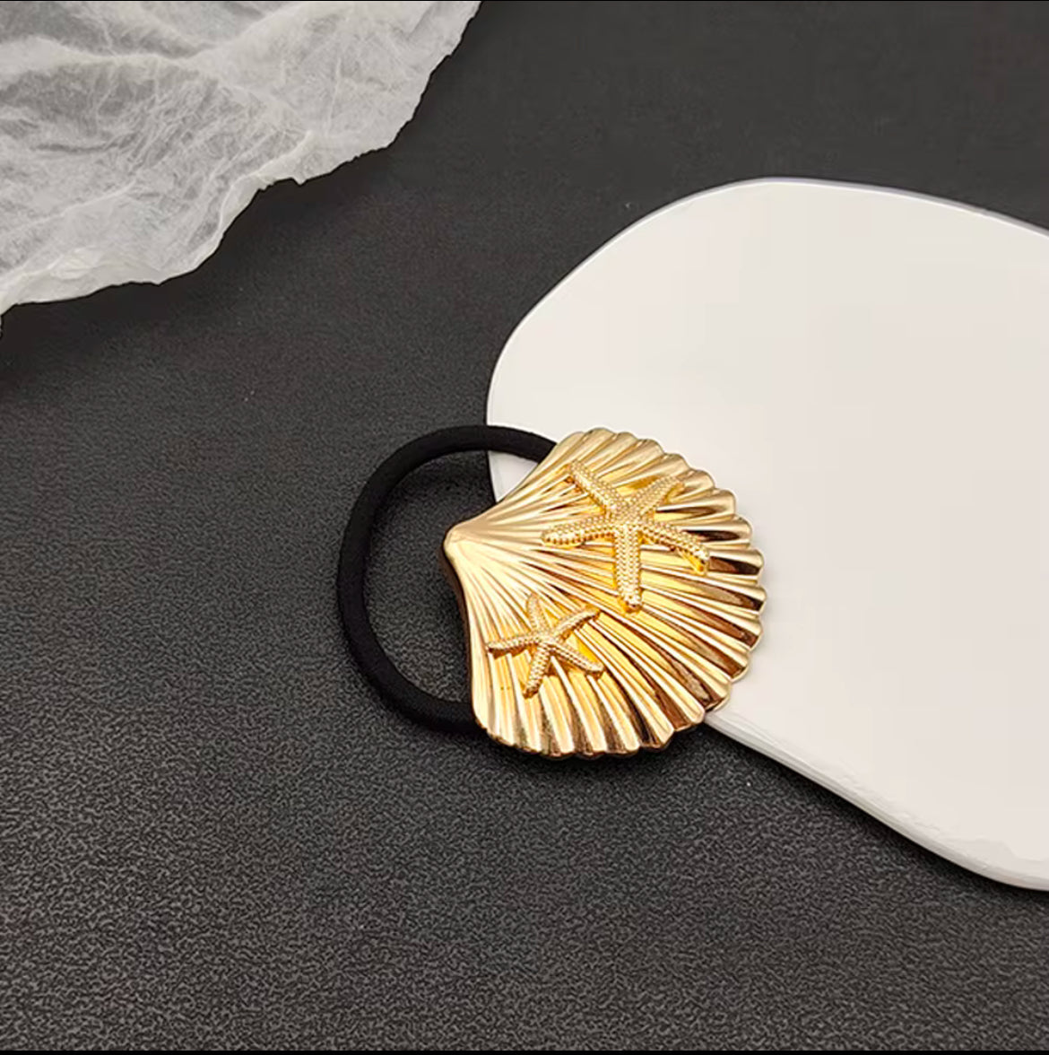 Star Shell Hair Cuff