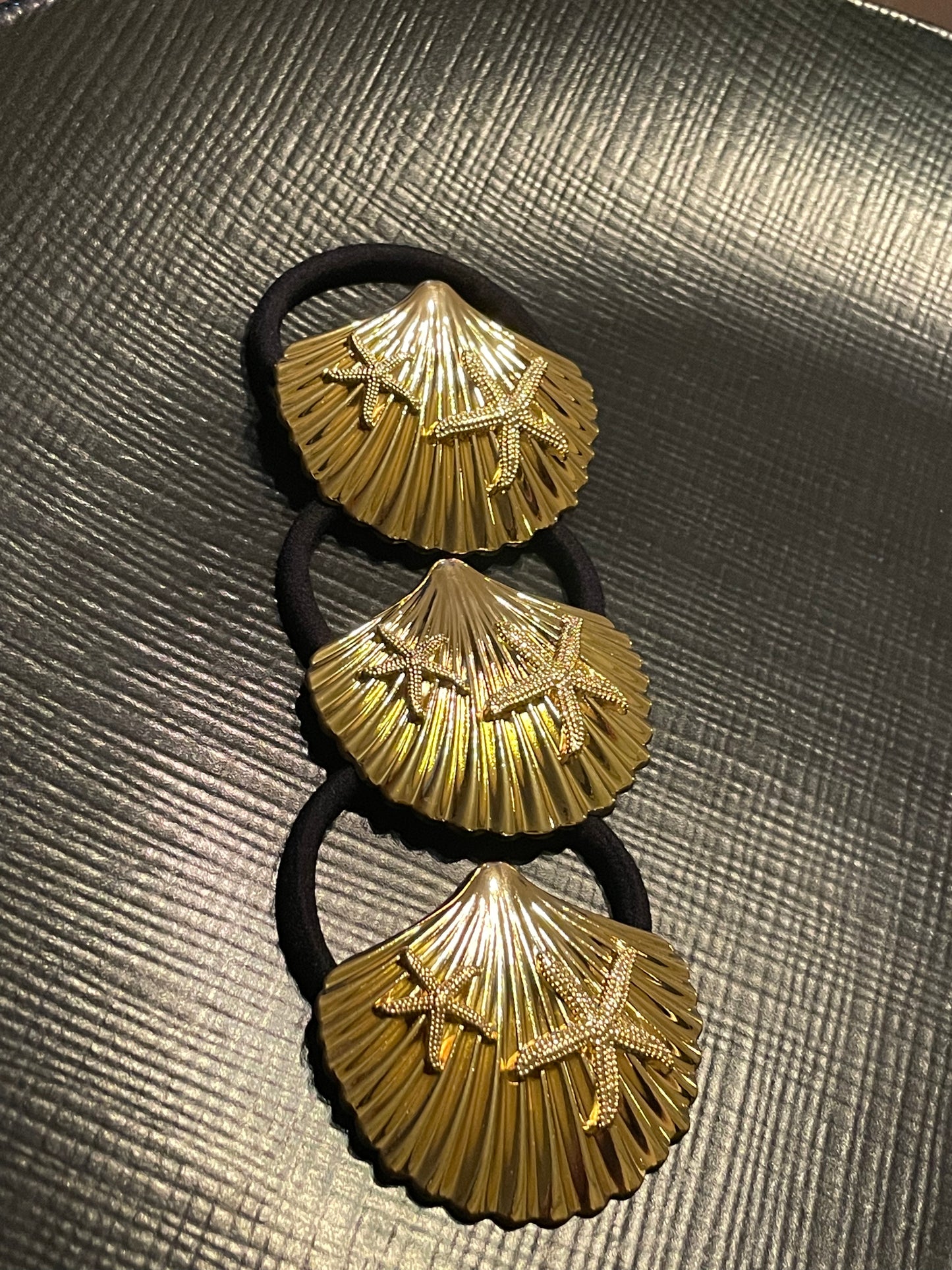 Star Shell Hair Cuff