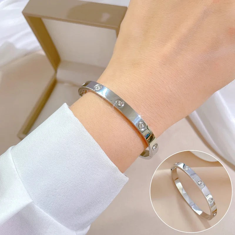 Love Zircon Bangle Bracelet