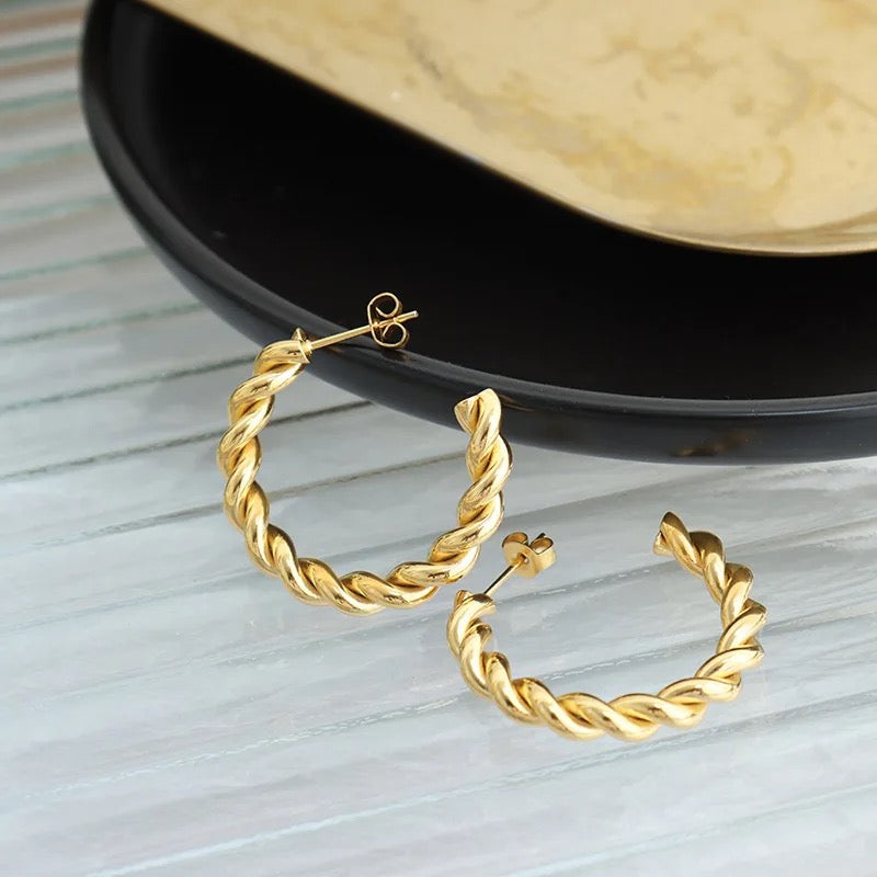 Twisted Rope Hoop Earring