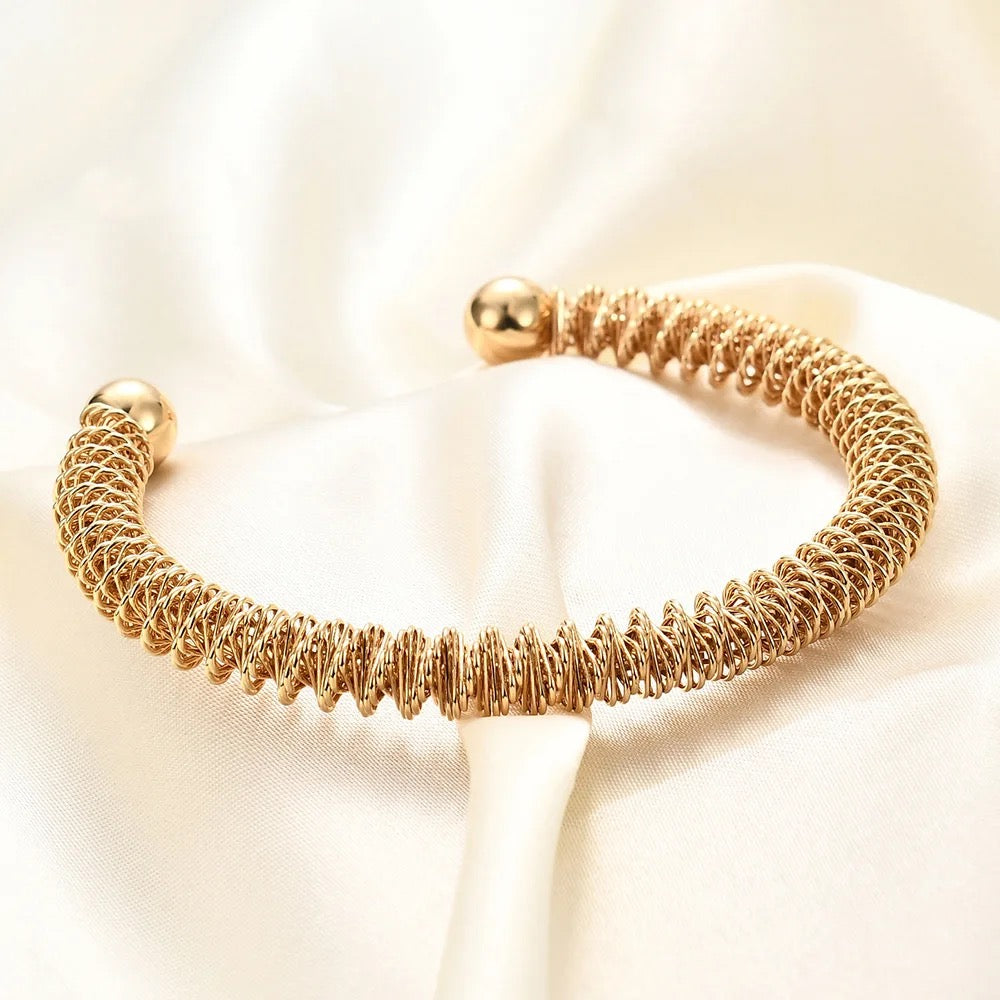 Irregular Twist Spiral Bracelet