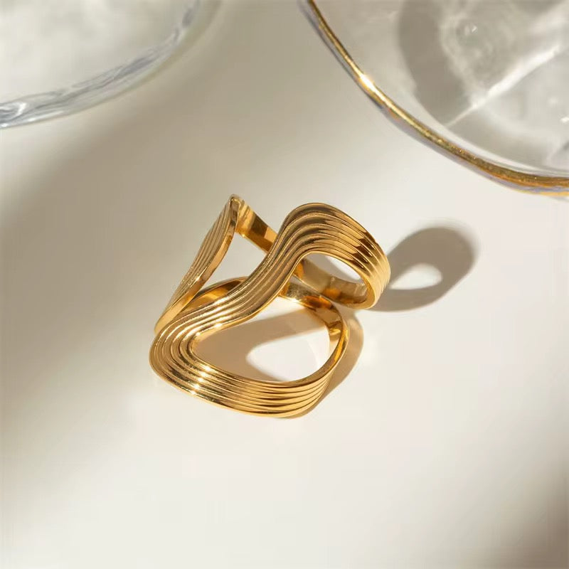 Adjustable Rebel Ring
