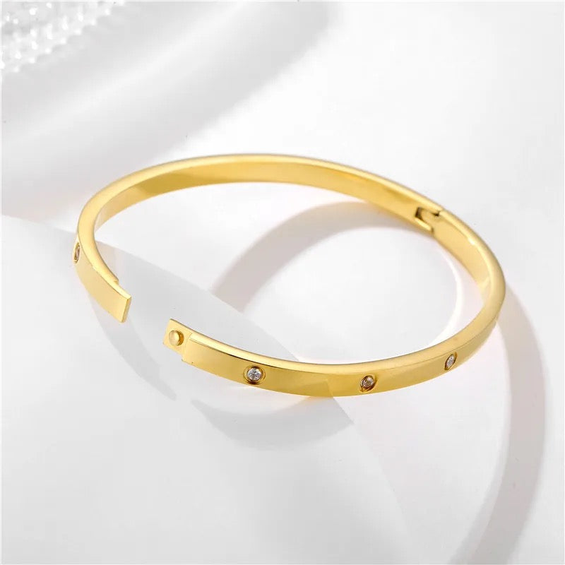 Love Zircon Bangle Bracelet