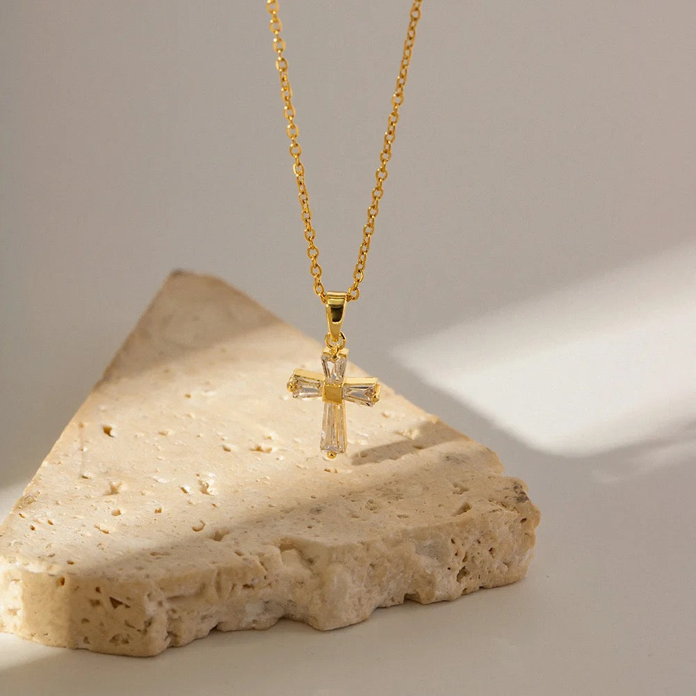 Cross Bling Zirconia Pendant Necklace