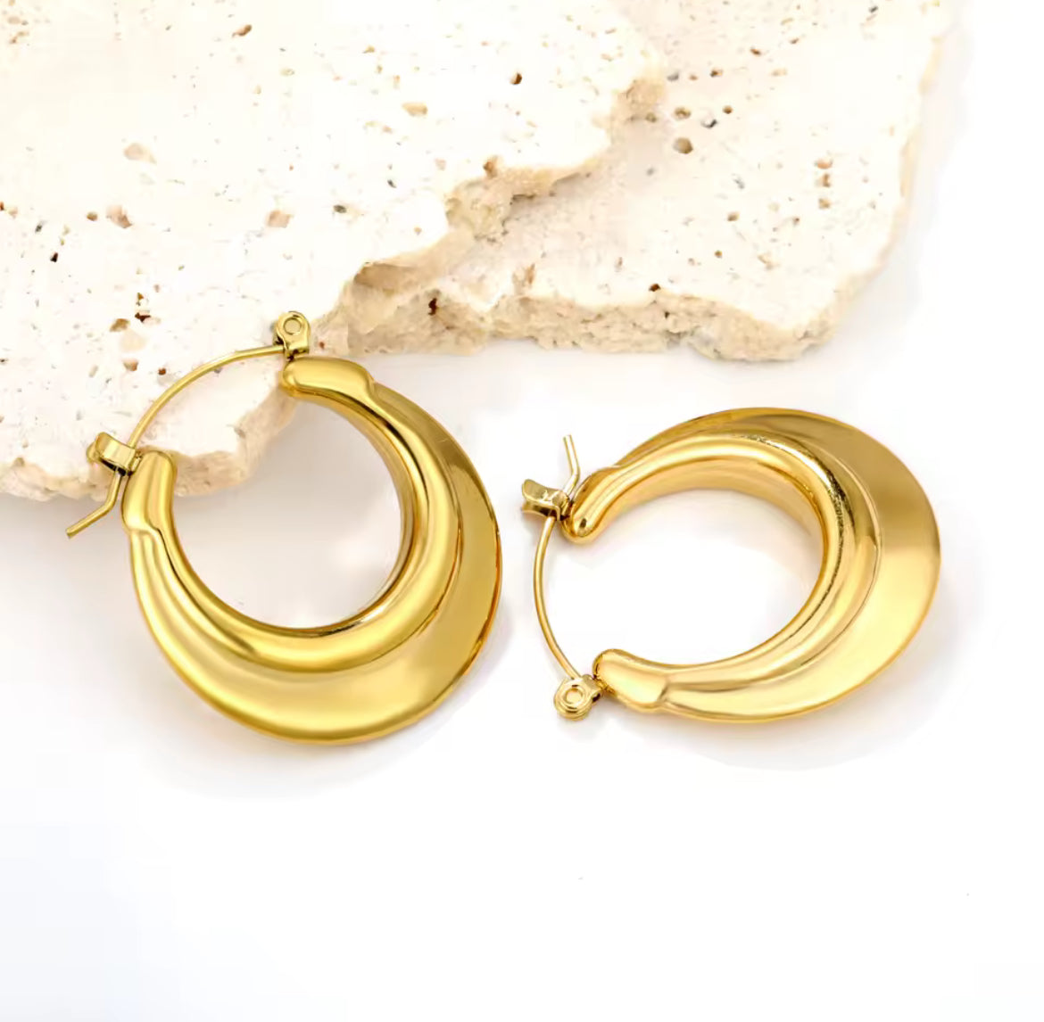 Luna Hoops