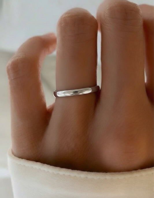 Simple Smooth Ring