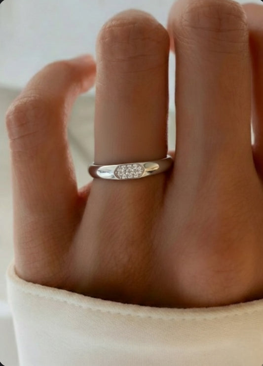 Sparkling Ring
