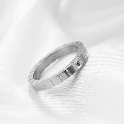 Square Symmetrical Ring