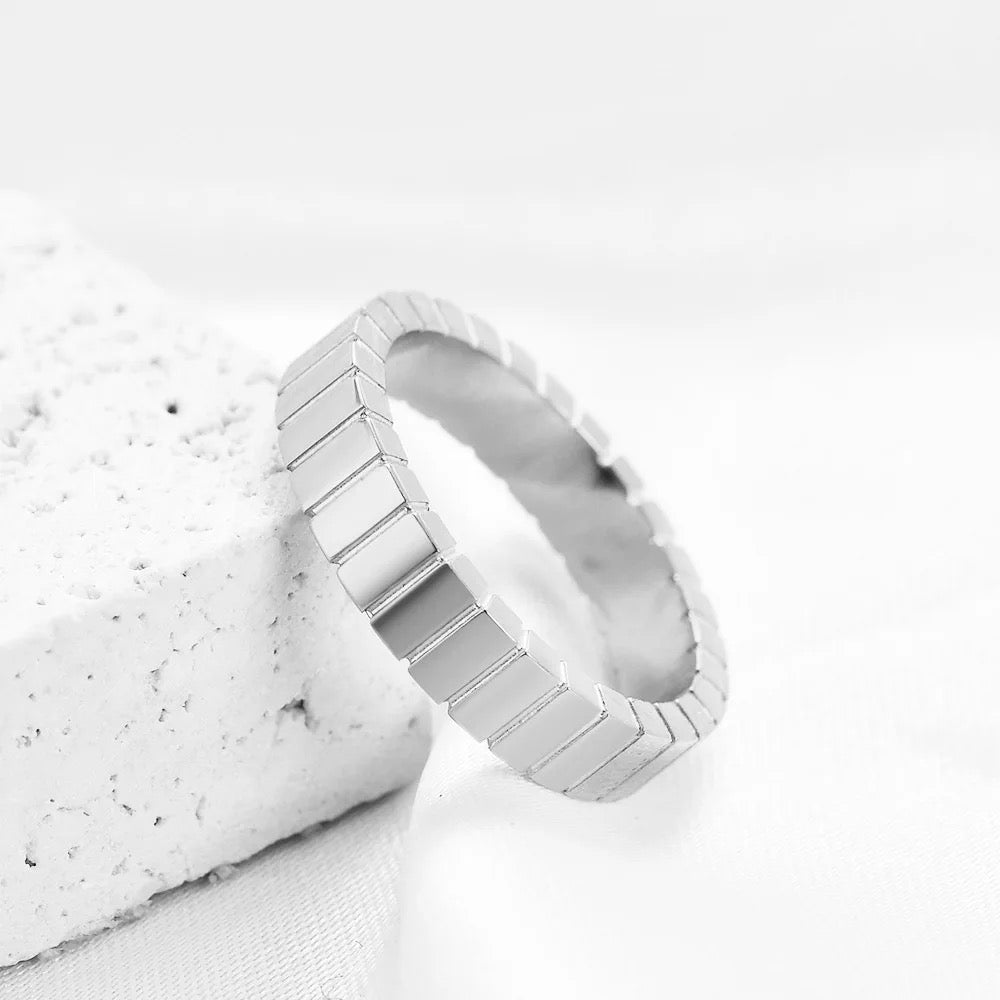 Geometric Squared Ring