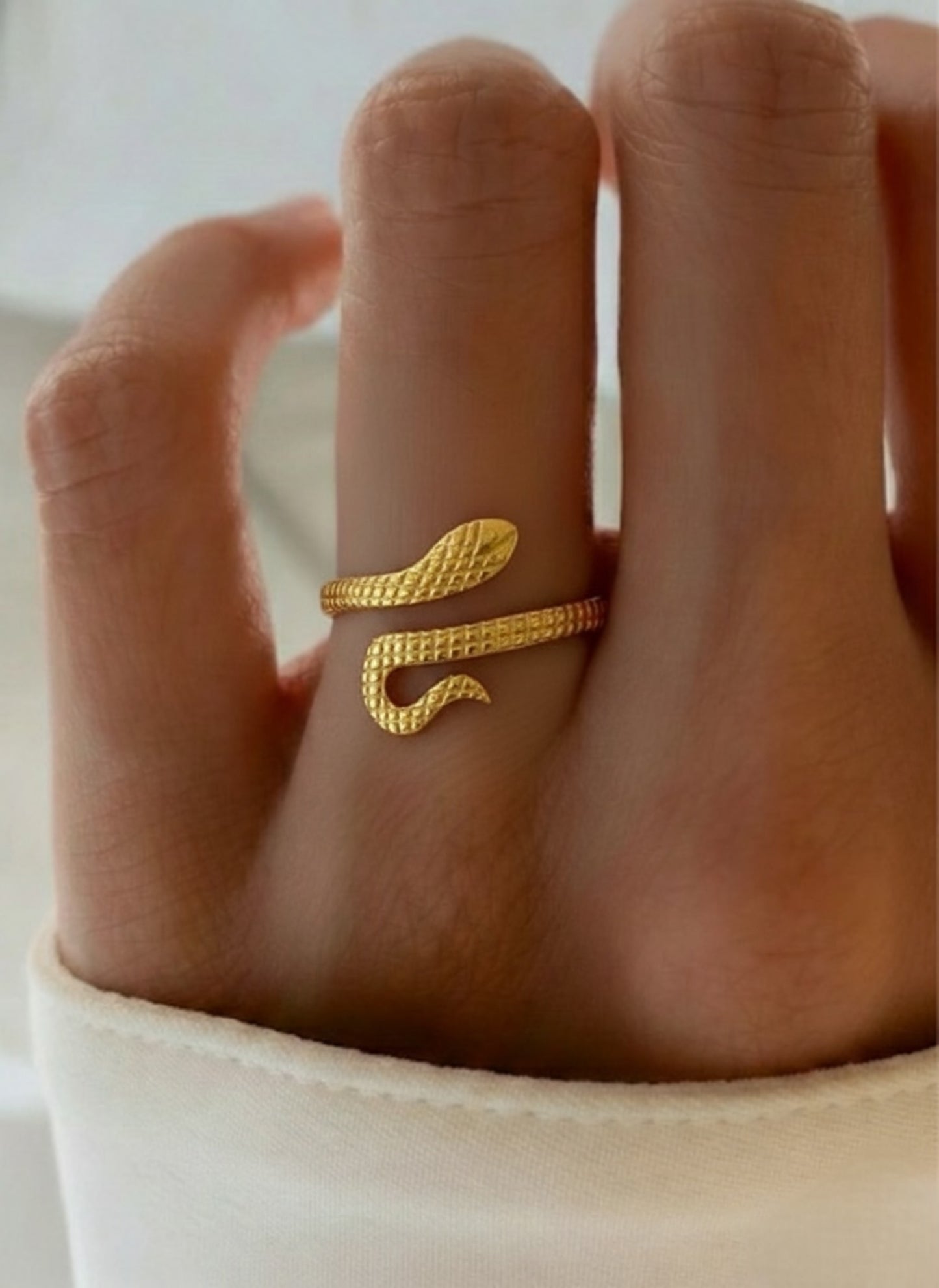 Adjustable Long Scaled Snake Ring