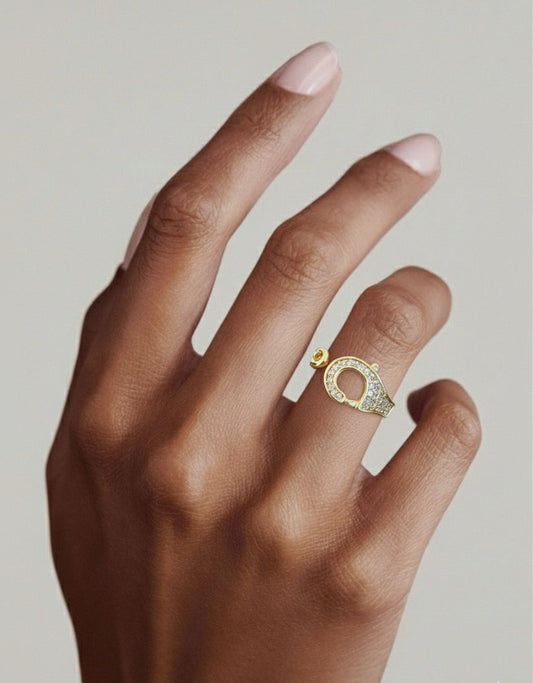 Clasp Ring