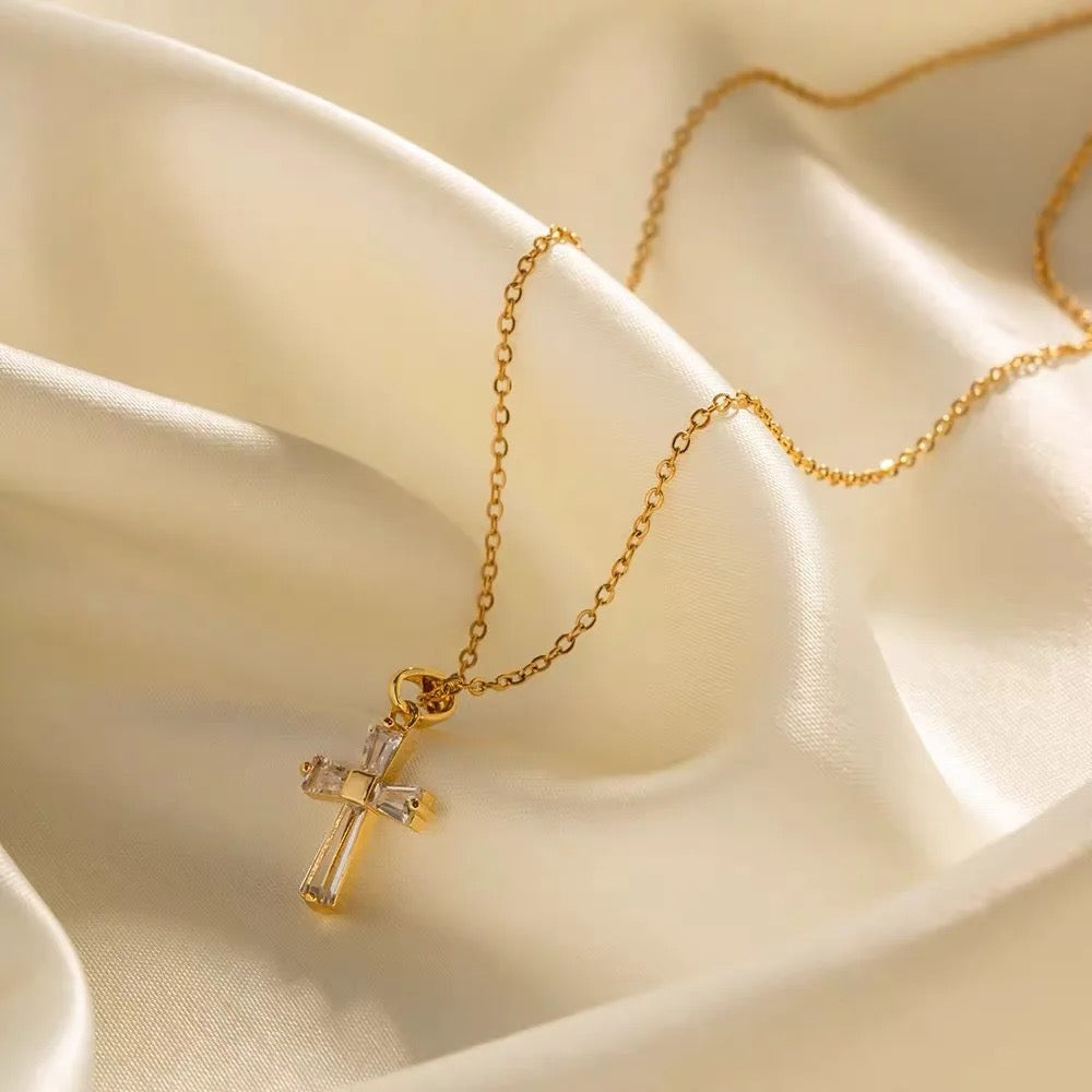 Cross Bling Zirconia Pendant Necklace