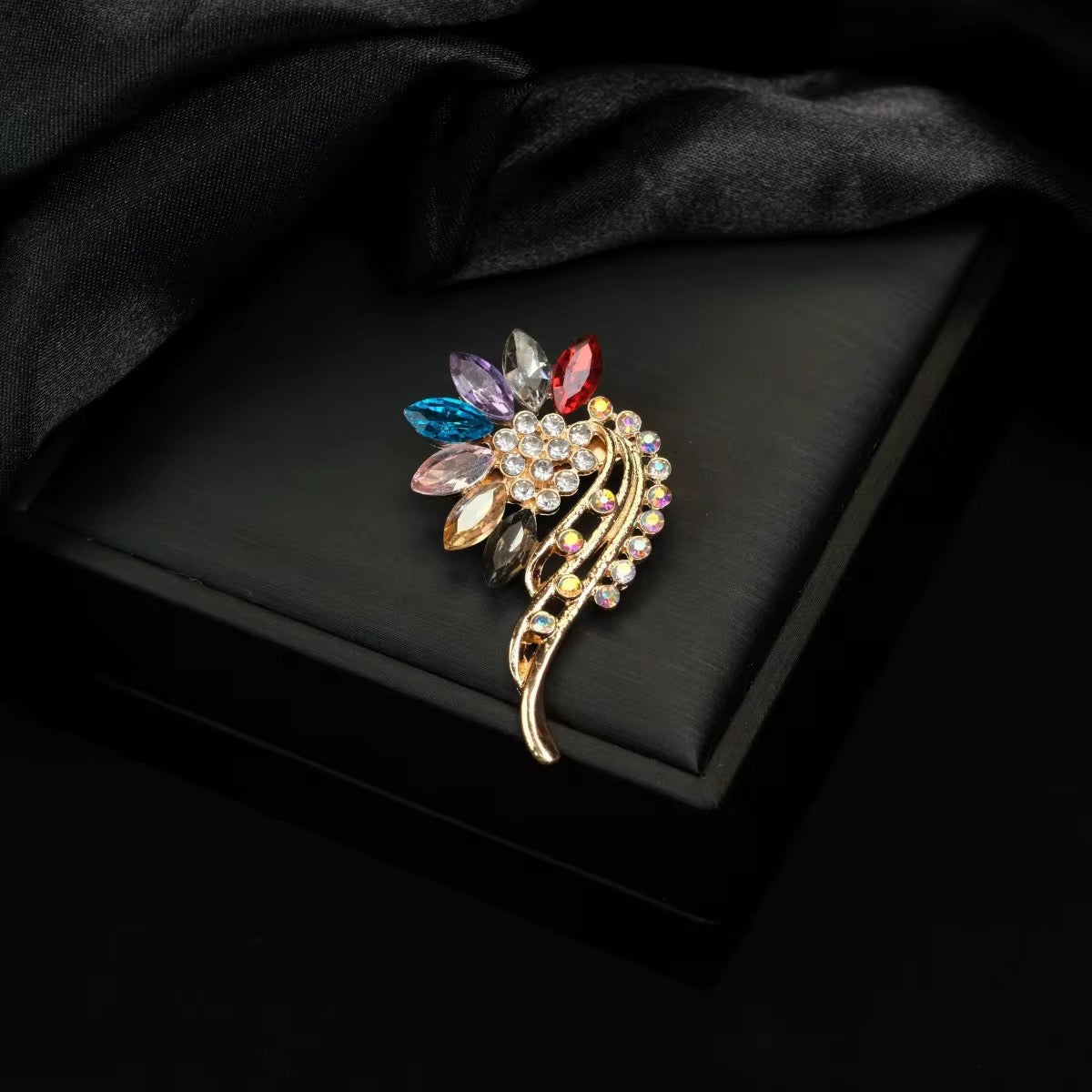 Soleil Brooch