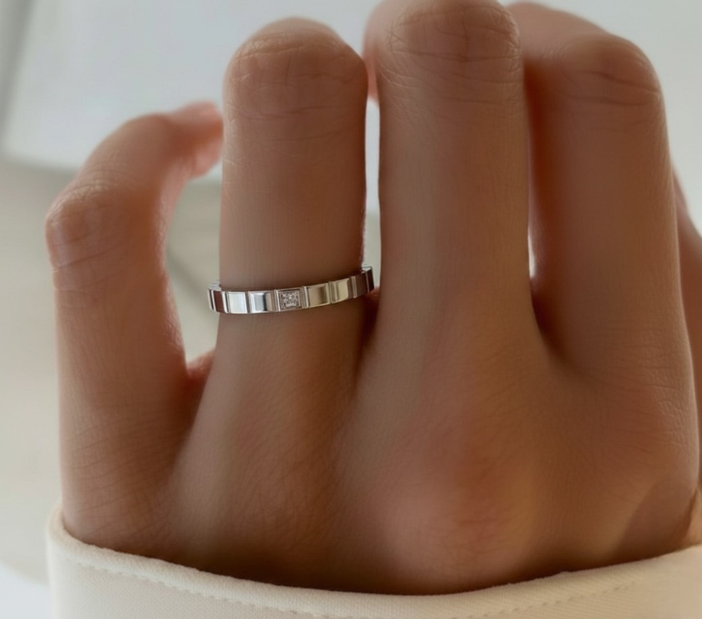 Square Symmetrical Ring