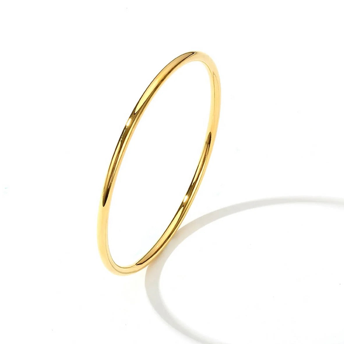 Minimal Classic Round Bangle