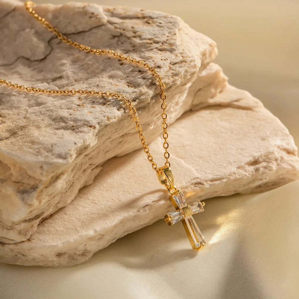 Cross Bling Zirconia Pendant Necklace