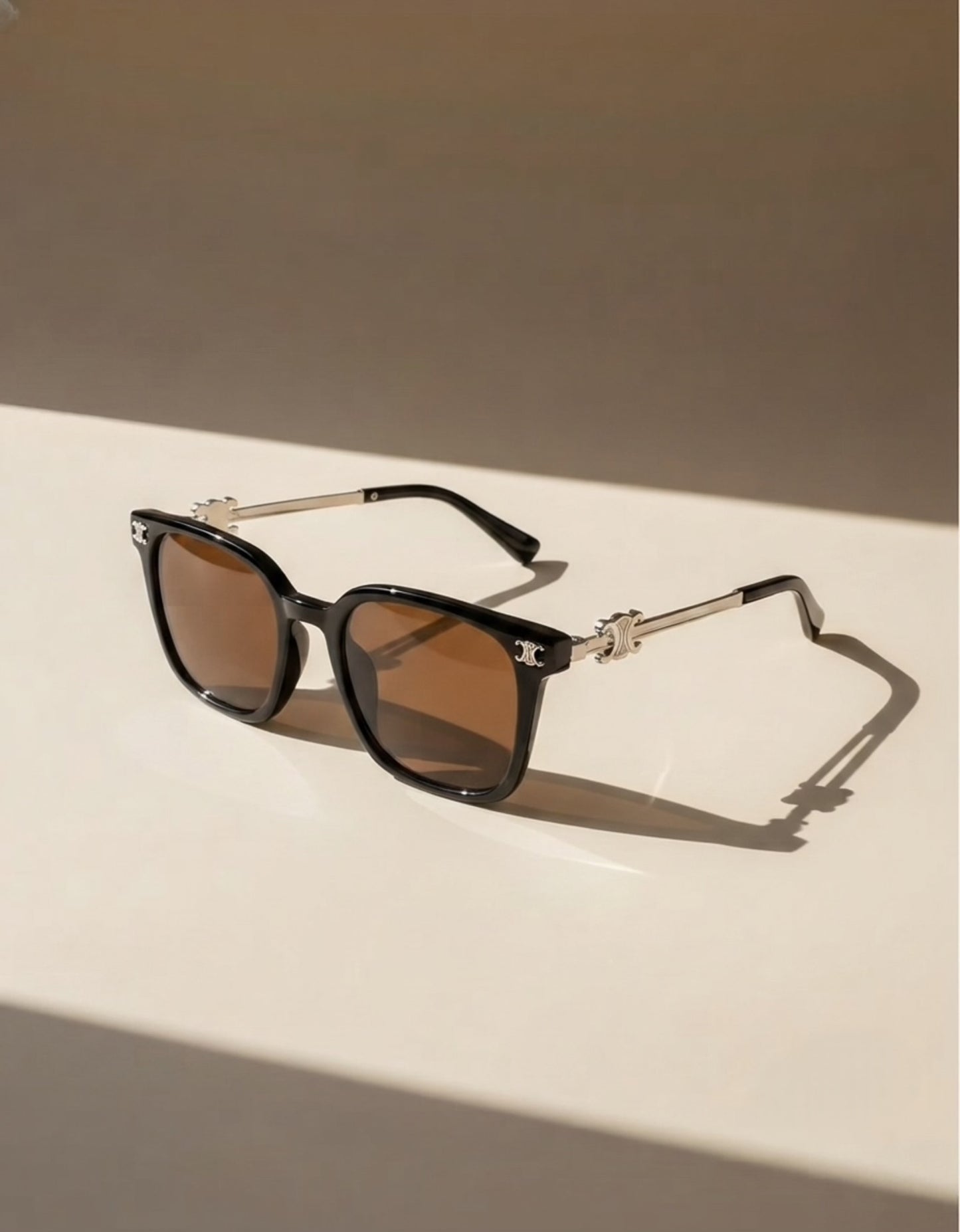 Metropolitan Chic Glasses