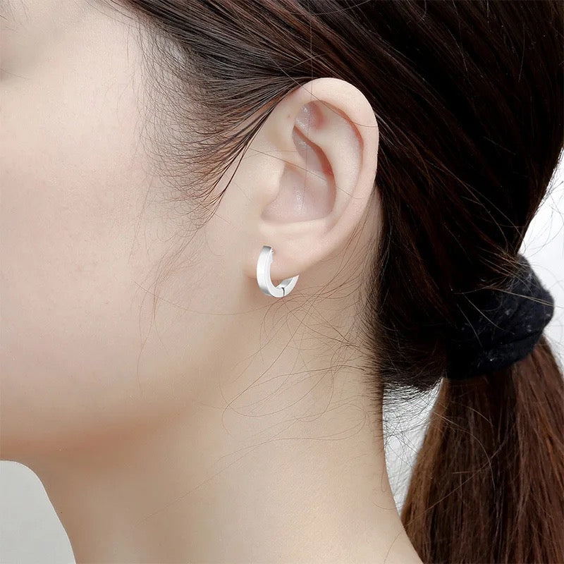 Mini Classic Hoop Earring