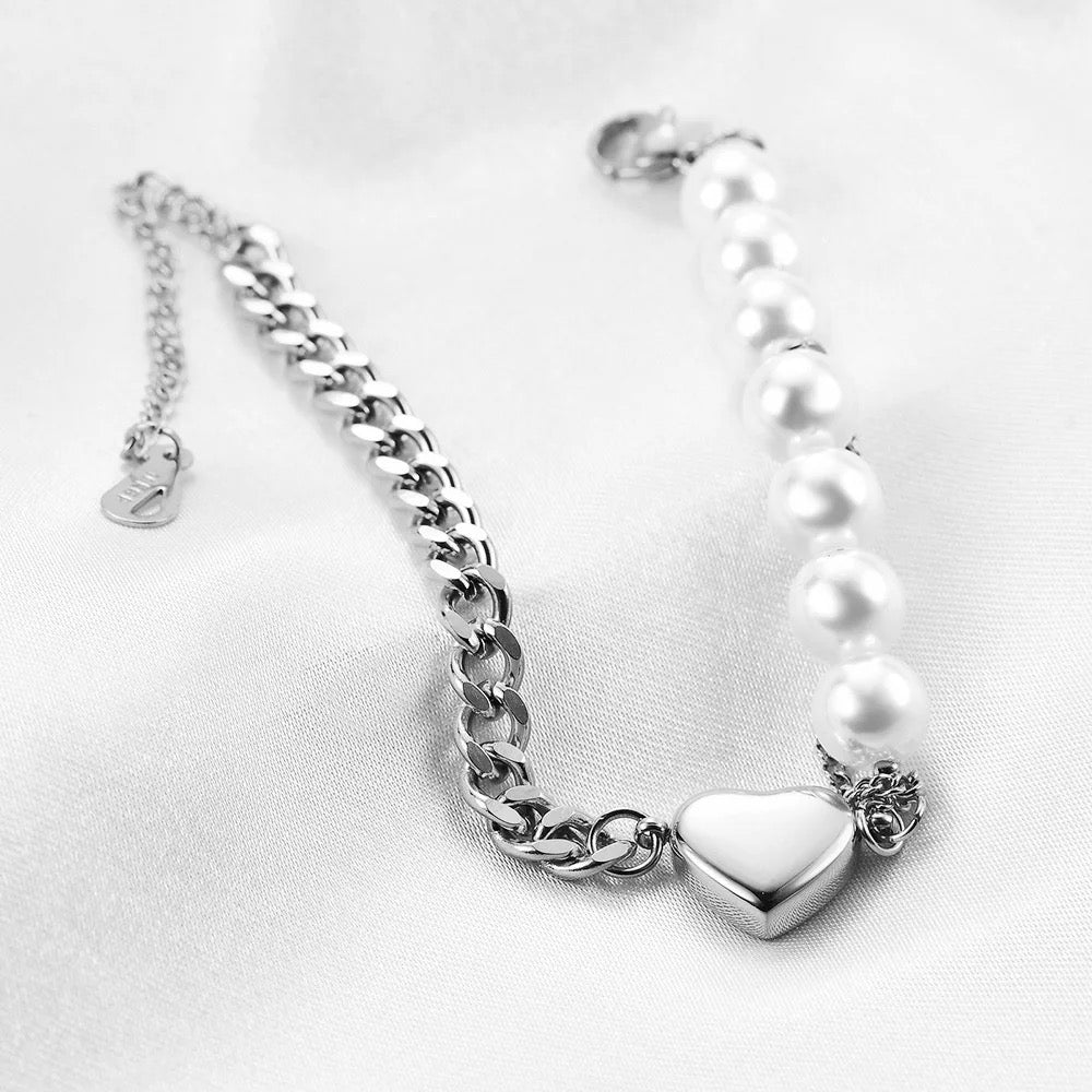 Elegant Heart Pearl Bracelet