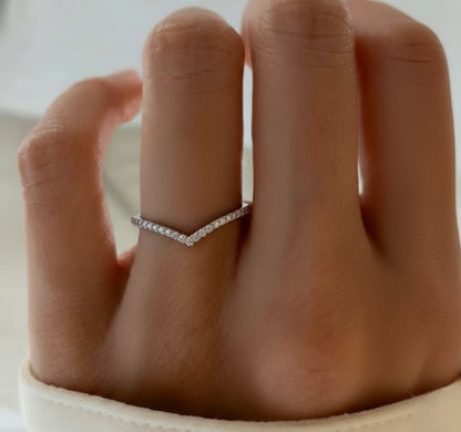 Single V Shape Ring