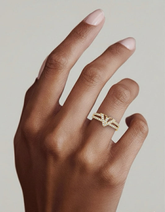 V-Crisscross Ring